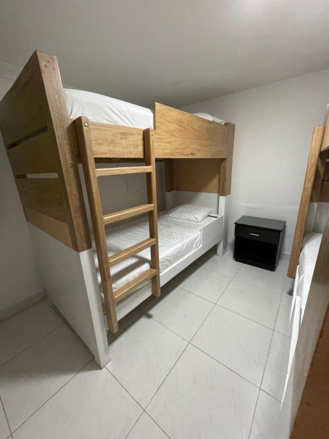 Mondieu Hostel Barranquilla  Buitenkant foto